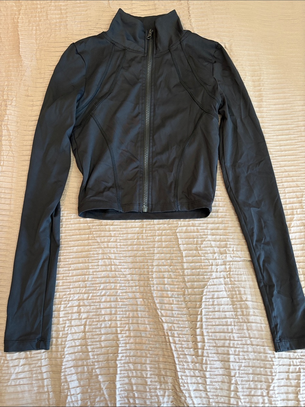 Cropped define jacket - Picture 2 of 4